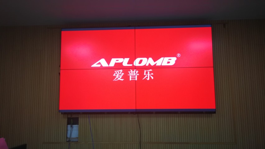 桂林師范大學(xué)-55寸液晶拼接屏