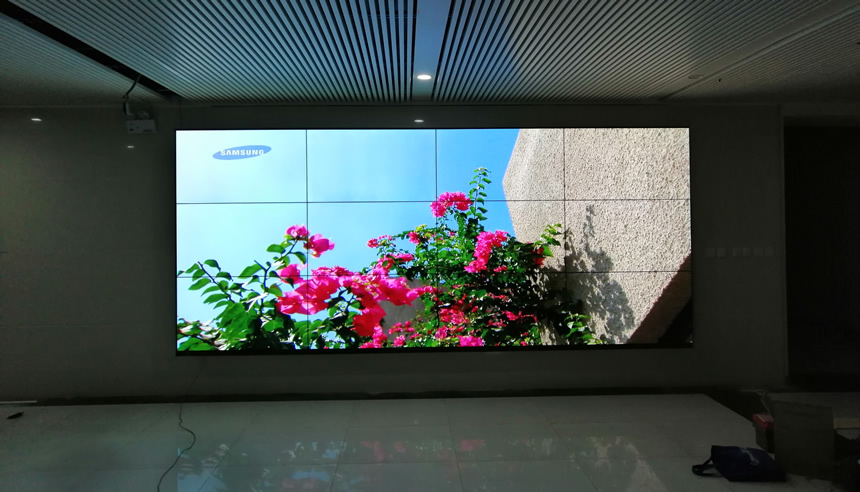 愛(ài)普樂(lè)55寸液晶拼接屏進(jìn)駐煙臺(tái)某重工集團(tuán)