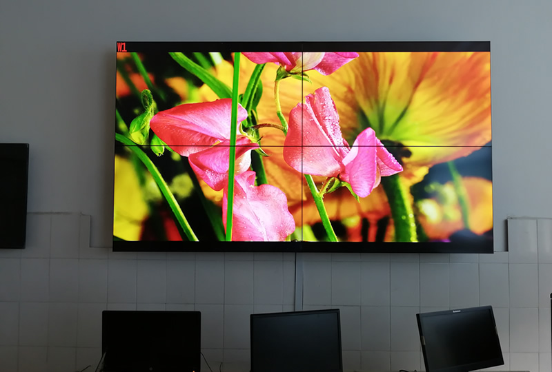 愛普樂液晶拼接屏助力長清樂天中學安防監(jiān)控